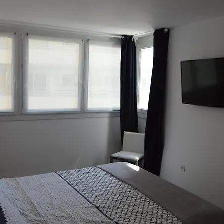 Appartement 3 Bedroom Frontline Beach, Centre Marbellac
